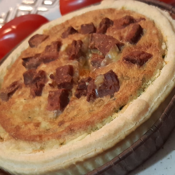 photo of Crackd Crackd Quiche Lorraine with This isn't bacon lardons shared by @welovenature on  03 Jan 2024 - review