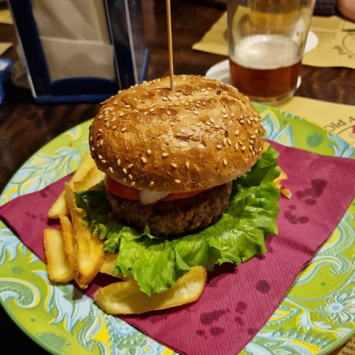 photo of Old Arthur's Pub Beyond Burger shared by @saraz92 on  18 Dec 2023 - review