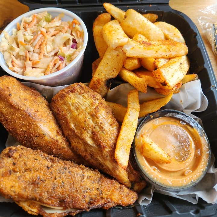 photo of Willowbeez Soulveg No Fish Fry shared by @picklesnickels on  09 Sep 2023 - review