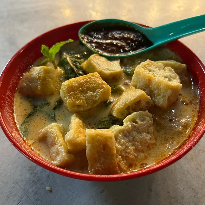 photo of Kedai Bee Thean Heong Vegetarian 咖喱面 Curry Noodles shared by @vegphilosopher on  24 Apr 2025 - review