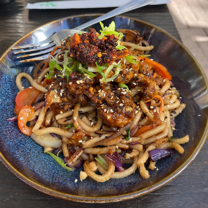 photo of Let's Frite Franschhoek Cauliflower Udon Noodles shared by @mimi2308 on  25 Jun 2024 - review