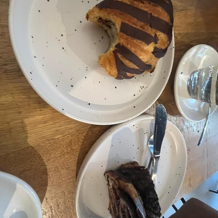 photo of Crave Coffee & Bakery Chocolate Babka shared by @federicaimp on  12 May 2024 - review