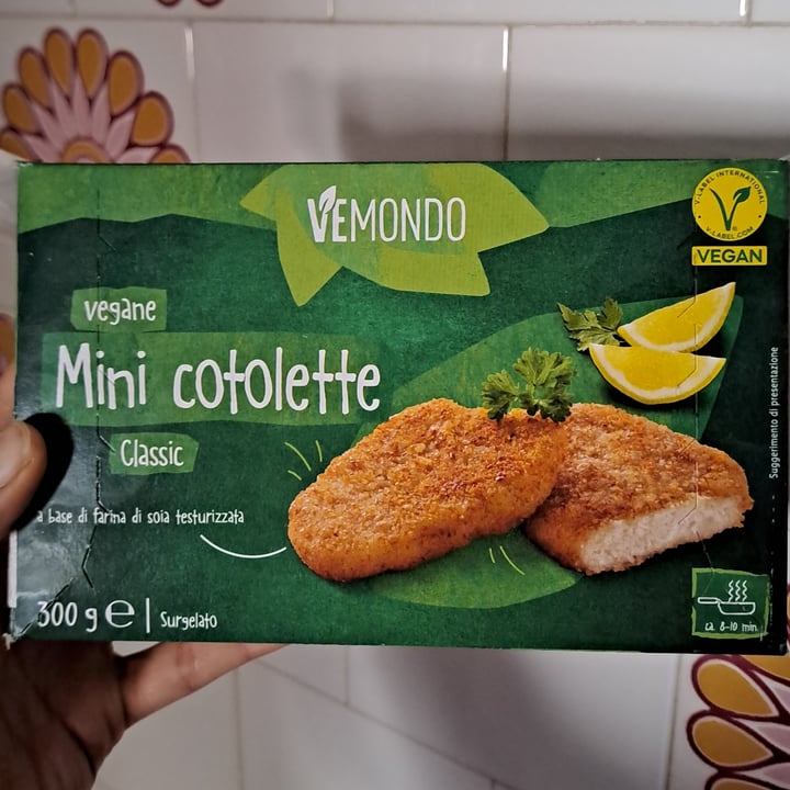 photo of Vemondo vegane mini cotolette classic shared by @vegantizi on  18 Feb 2024 - review