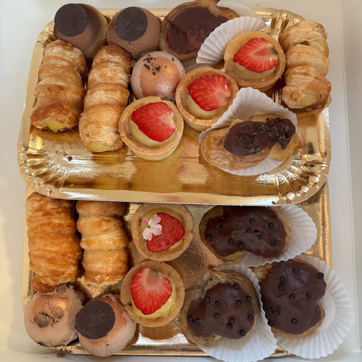 photo of Sienda Boutique Pâtisserie Mignon, croissant, salato shared by @floriana on  11 Jul 2025 - review