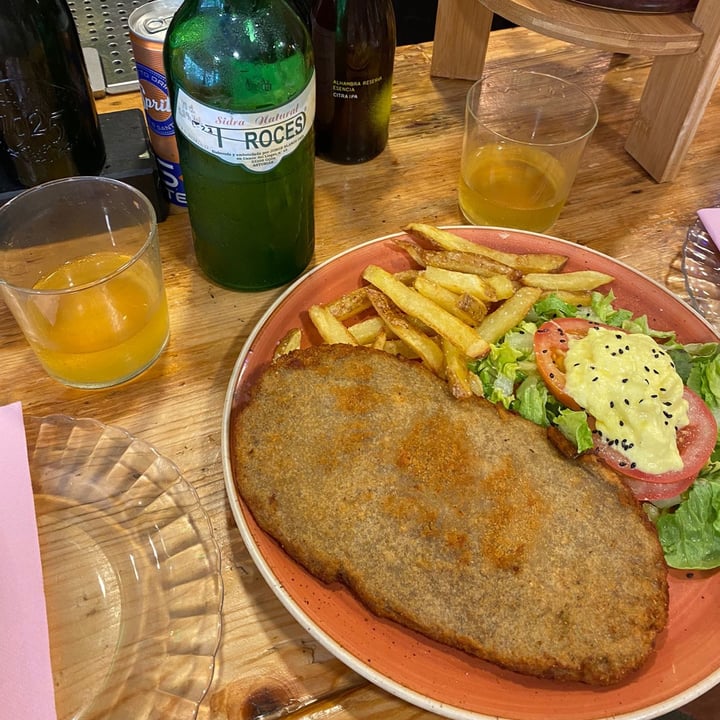 photo of La Galla Tasca Vegana Cachopo shared by @miriamf96 on  27 Aug 2023 - review