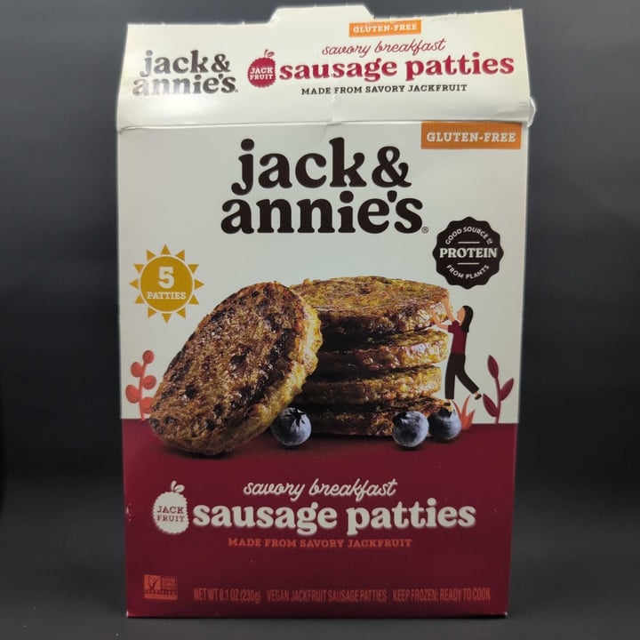 photo of Jack & Annie's savory breakfast sausage patties shared by @greentini4 on  11 May 2025 - review