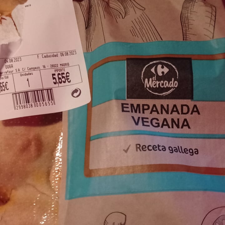 photo of Carrefour Empanada gallega vegana shared by @nohemy on  16 Oct 2023 - review