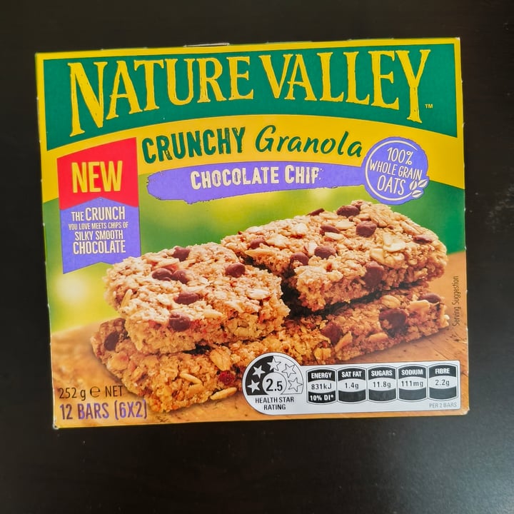 photo of Nature Valley Crunchy Granola Chocolate Chip Bar shared by @jesseats on  14 Mar 2025 - review