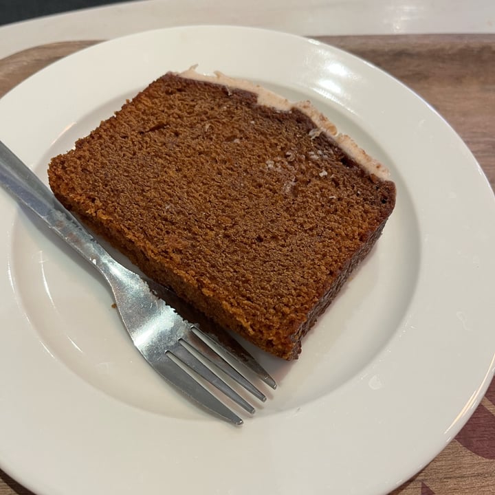 photo of Costa Coffee BOSH! Gingernut Loaf Cake shared by @eilidhm on  02 May 2024 - review