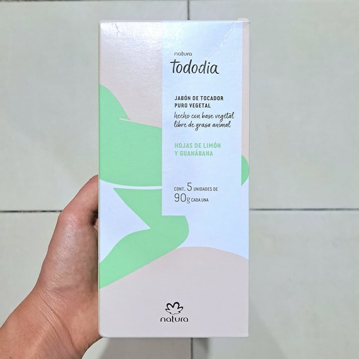 photo of Natura Jabón de tocador puro vegetal hojas de limon y Guanábana shared by @meliiac on  06 Jan 2025 - review