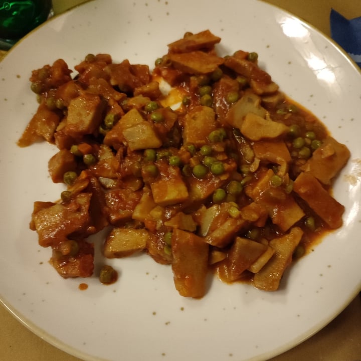 photo of Buena Siesta - Bar Piadineria Spezzatino di seitan e piselli con tre contorni e piadina a scelta shared by @crazy-catlady on  12 Jan 2025 - review