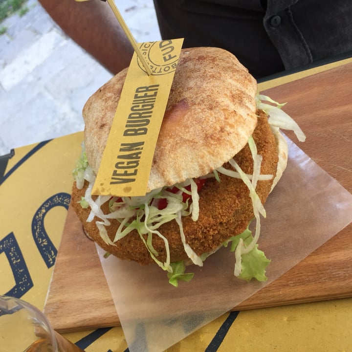 photo of Fud Bottega sicula vegan Burger shared by @miba on  12 Mar 2024 - review