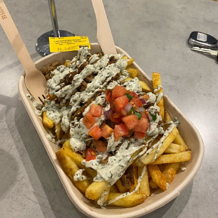 photo of Guzman y Gomez - Malaga Shitake Mushroom Nacho Fries shared by @plantbasedlover on  20 Aug 2024 - review