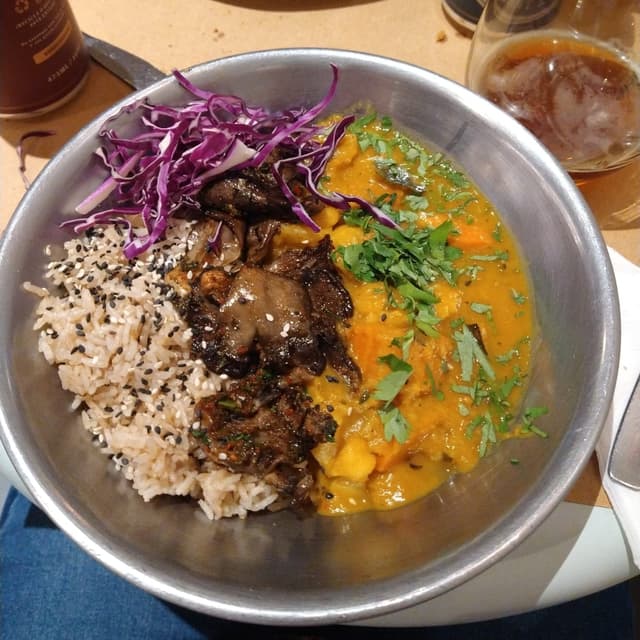 Photo of the dish “Curry de gírgolas”