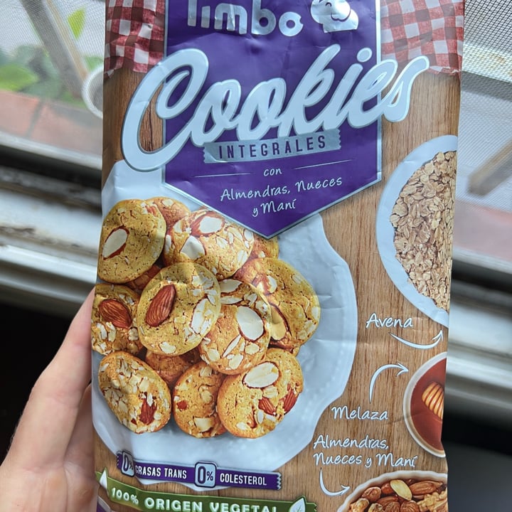 photo of Limbo Galletitas integrales de almendras, nueces & maní shared by @mairita- on  25 Nov 2024 - review