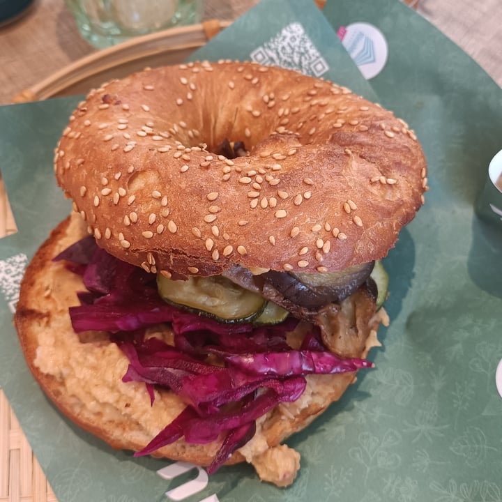 photo of Lattuga Vegan Bagel shared by @valeriedarkblue on  01 Jul 2025 - review