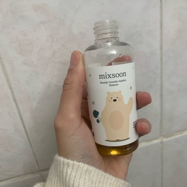 photo of Mixsoon Soondy Centella Asiatica Essence shared by @valeriapugliese on  08 Feb 2025 - review