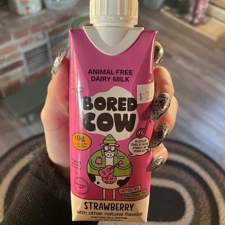 photo of bored cow Milk Strawberry shared by @switchharris on  29 Feb 2024 - review