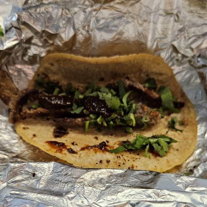 photo of El Califa Santa Fe Taco De Milanesa Irreal shared by @darkxocolatl on  10 Oct 2025 - review