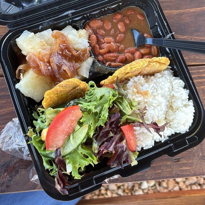 photo of The Dominican Food Cart la Bandera shared by @herbivoracious on  03 Jul 2025 - review