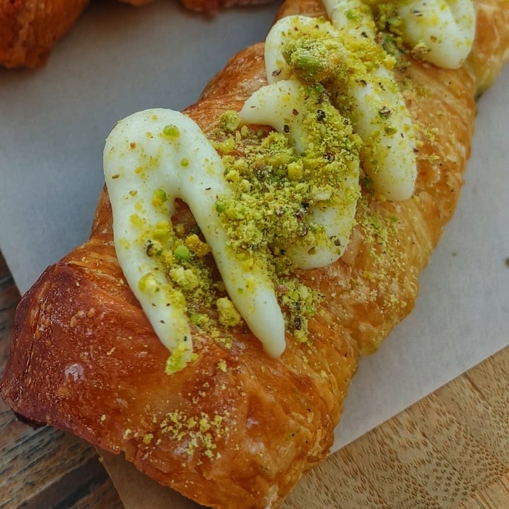 photo of The Jozi Vegan Pistachio white chocolate cigar shared by @veganonthesavannah on  14 Jun 2025 - review