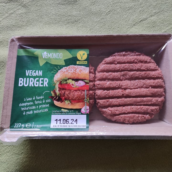 photo of Vemondo Vegan Burger shared by @gilazza on  03 Jun 2024 - review