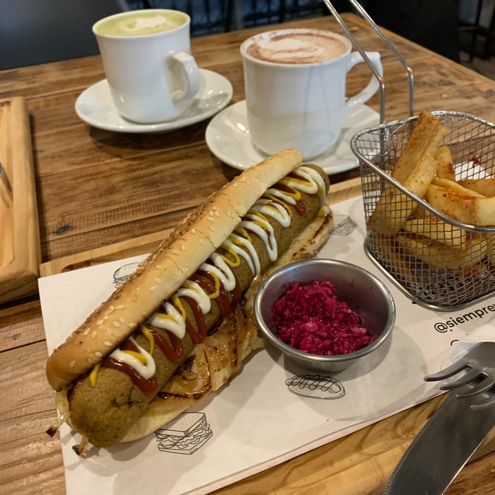 photo of Siempre viva Hot dog shared by @omar0505 on  14 Jan 2025 - review