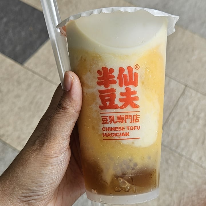photo of 半仙豆夫 Tofu Magician SG Mango Pomelo Sago With Soymilk shared by @meixin2603 on  22 Dec 2023 - review