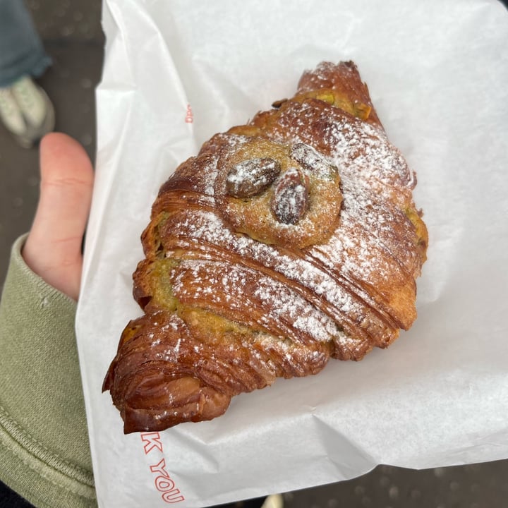 photo of Honeytrap Bakery Double Baked Pistachio Croissant shared by @devon0 on  03 Jun 2025 - review