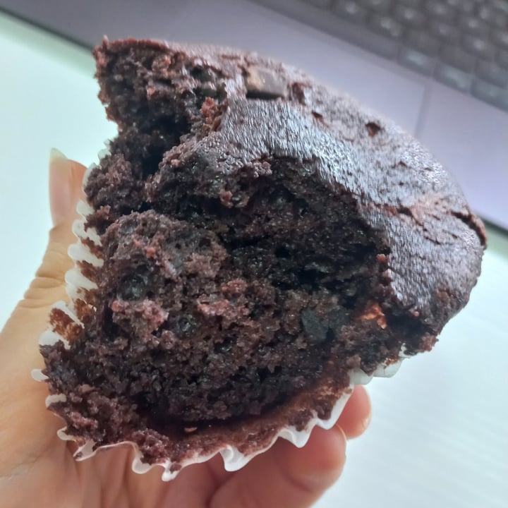 photo of Veganz Muffins Double Choc shared by @punilu on  09 May 2024 - review
