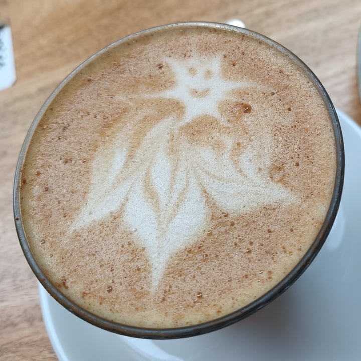 photo of Full Circle Coffee pumpkin spice latte shared by @nixandstuffs on  06 Nov 2024 - review