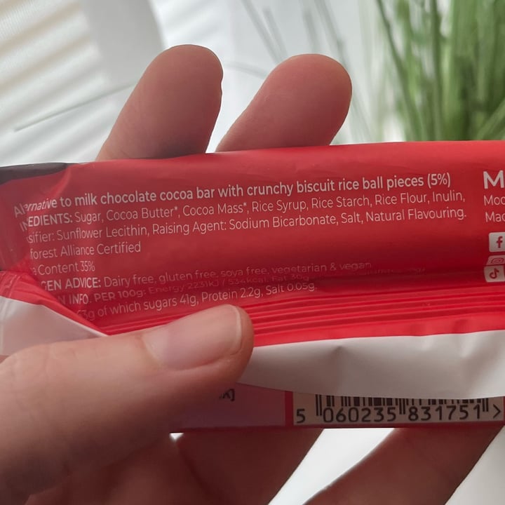 photo of Moo Free Moofreesas Chocolate Bar shared by @ameriamber on  22 Sep 2023 - review