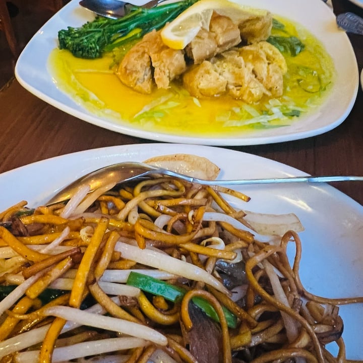photo of The Orchid Vegan Restaurant Lemon Vegan Chicken shared by @karenbc on  17 Apr 2025 - review
