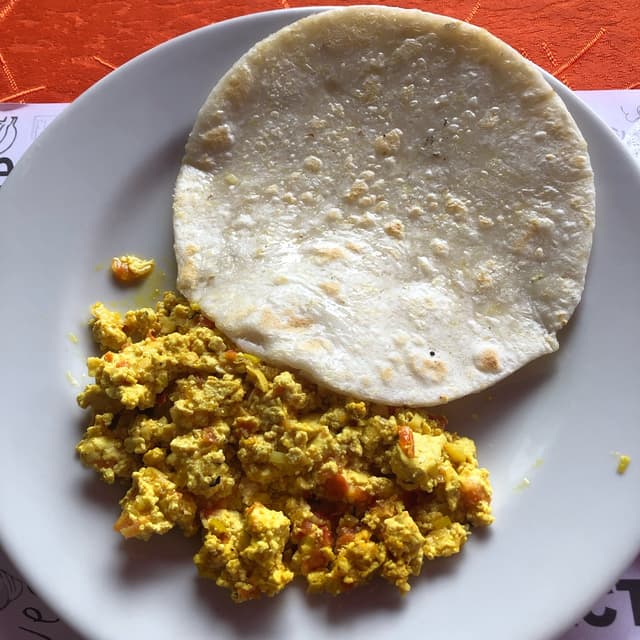 Photo of the dish “Huevos Pericos de Tofu”