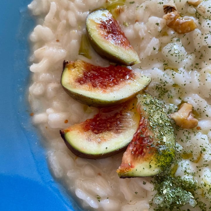 photo of Raparossa di Galiano Madia risotto gorgonzola, fichi e noci shared by @antonellabattaglia on  11 Nov 2023 - review