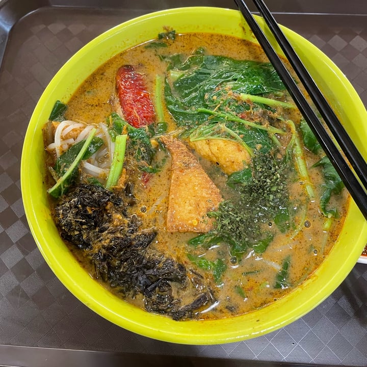 photo of Daily Green 吉祥素 - Lor Chuan Yong Tau Foo Set B with Laksa shared by @wjynn on  08 Oct 2023 - review
