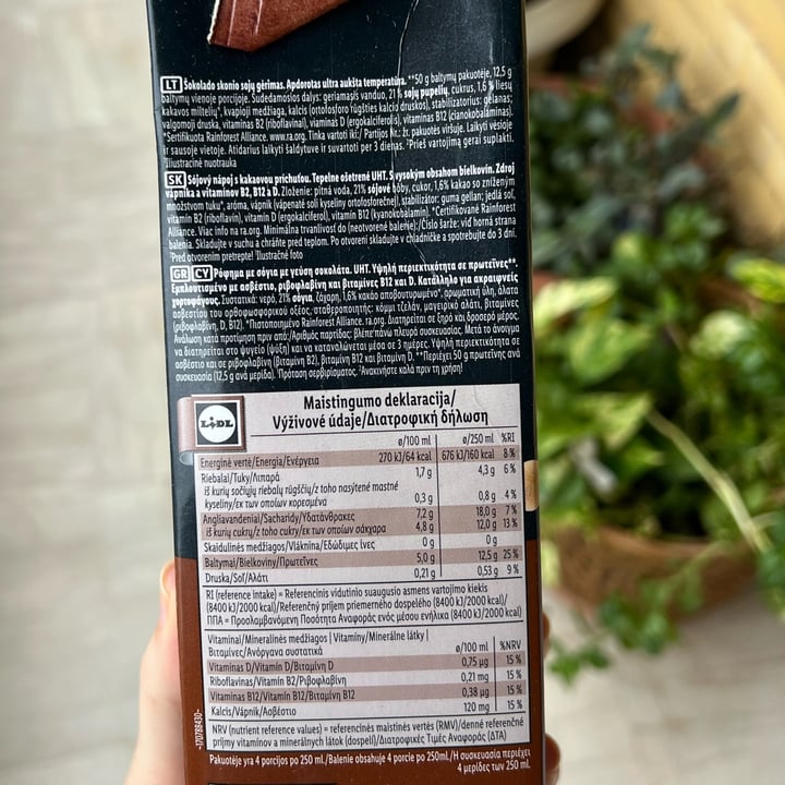 photo of Vemondo High Protein Soja Schoko-Geschmack shared by @annamiou on  28 Sep 2025 - review