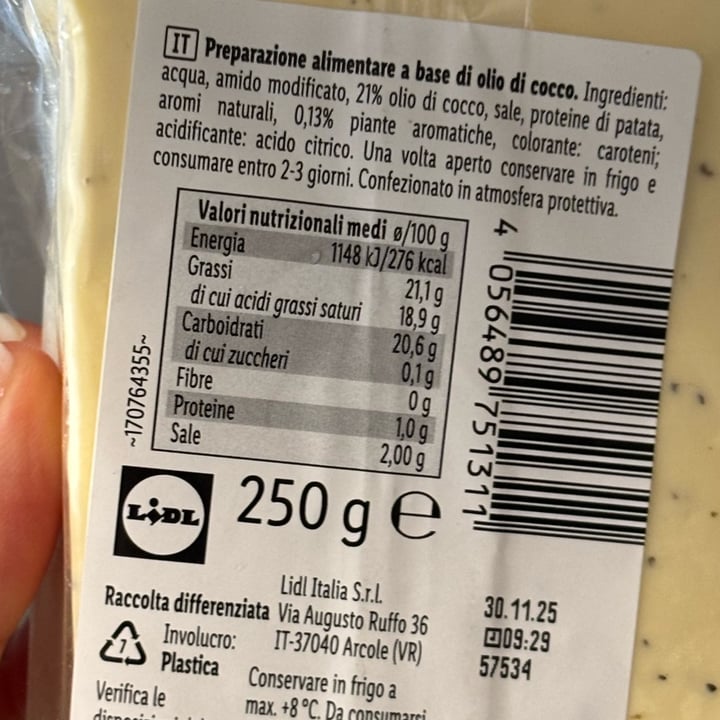 photo of Vemondo Quadrotto vegano alla mediterranea shared by @franvegg on  08 Oct 2025 - review