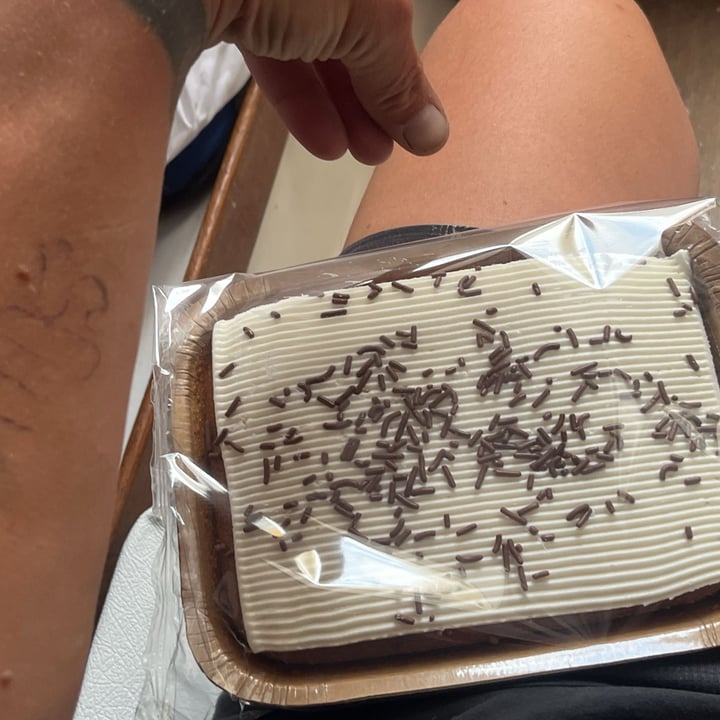 photo of Abe's Vegan Muffins iced pumpkin cake shared by @oshmorethstorm on  08 Sep 2025 - review