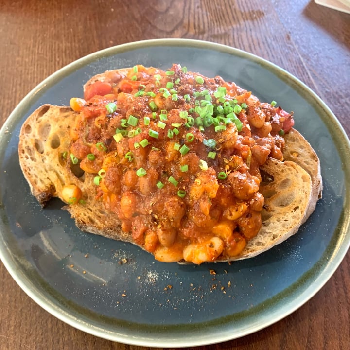 photo of Hyde Park Book Club Homemade Beans On Sourdough Toast shared by @vegpledge on  27 Jan 2025 - review