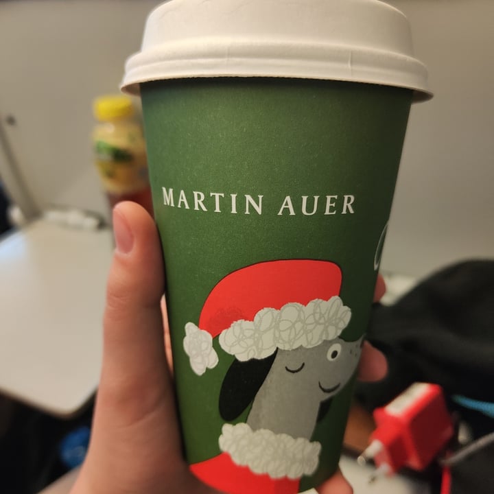 photo of MARTIN AUER Graz Mainstation Dirty Chai Latte with Oatmilk shared by @botanicalcastle on  08 Dec 2024 - review