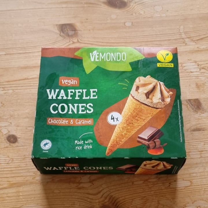 photo of Vemondo waffle cones chocolate and caramel shared by @amanada on  01 Sep 2023 - review