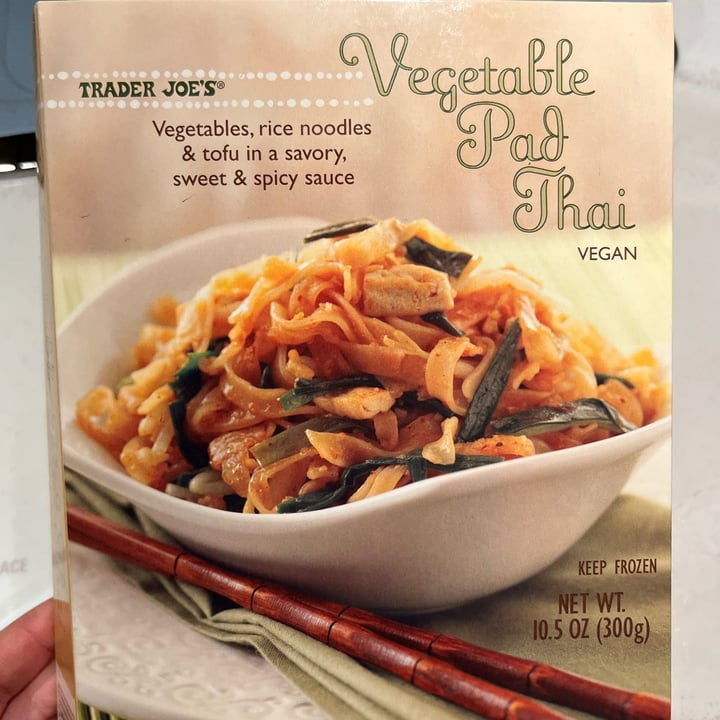 photo of Trader Joe's Vegetable Pad Thai shared by @gardensoul on  16 Mar 2024 - review