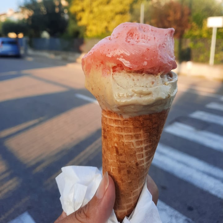 photo of Gelateria Bar Temptations Sorbetto Al Pesto Di Pistacchio shared by @silviietta on  02 Oct 2023 - review