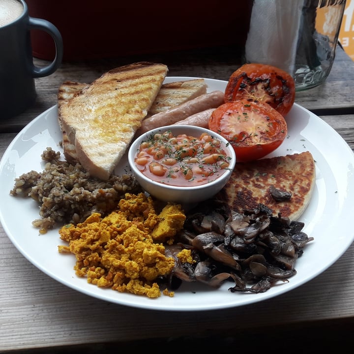 photo of The Glasvegan Full Scottish Breakfast shared by @gabinboy on  11 Mar 2024 - review