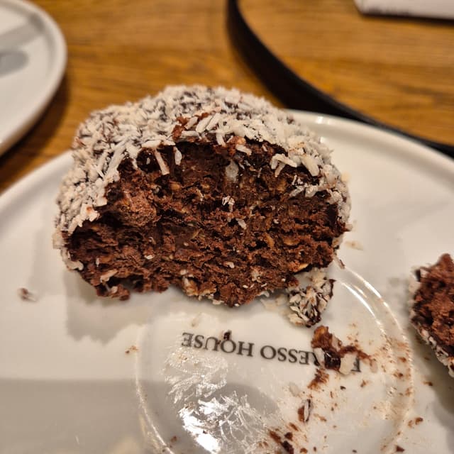 Photo of the dish “chocolate ball”