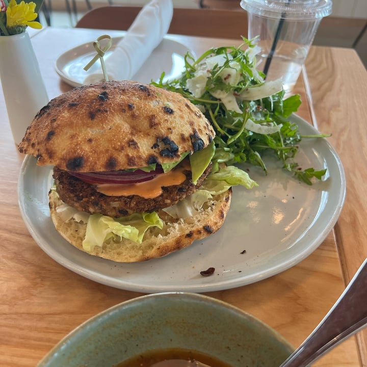 photo of Whole Harvest American Burger shared by @devouringveg on  07 Jun 2025 - review