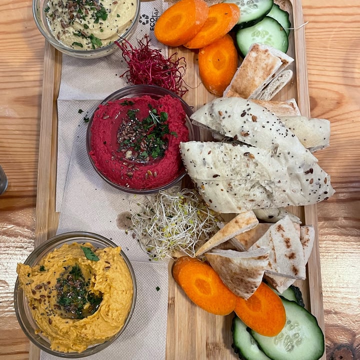 photo of Almalibre Açaí Bar Hummus shared by @gioper on  05 Mar 2024 - review