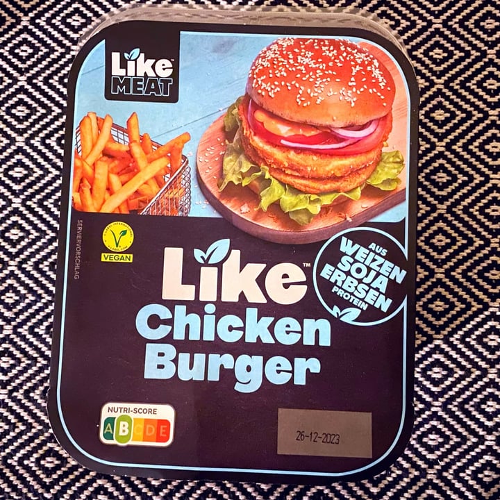 photo of Like Meat Like Chicken Burger shared by @hail-seitan on  21 Dec 2023 - review