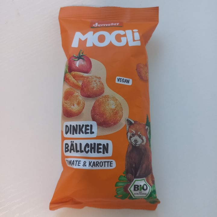 photo of MOGLi Dinkel Bällchen Tomato & Karotte shared by @punilu on  09 May 2024 - review